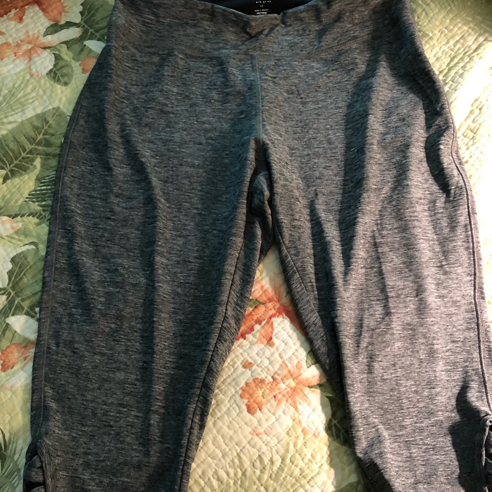 Gray Capri yoga pants